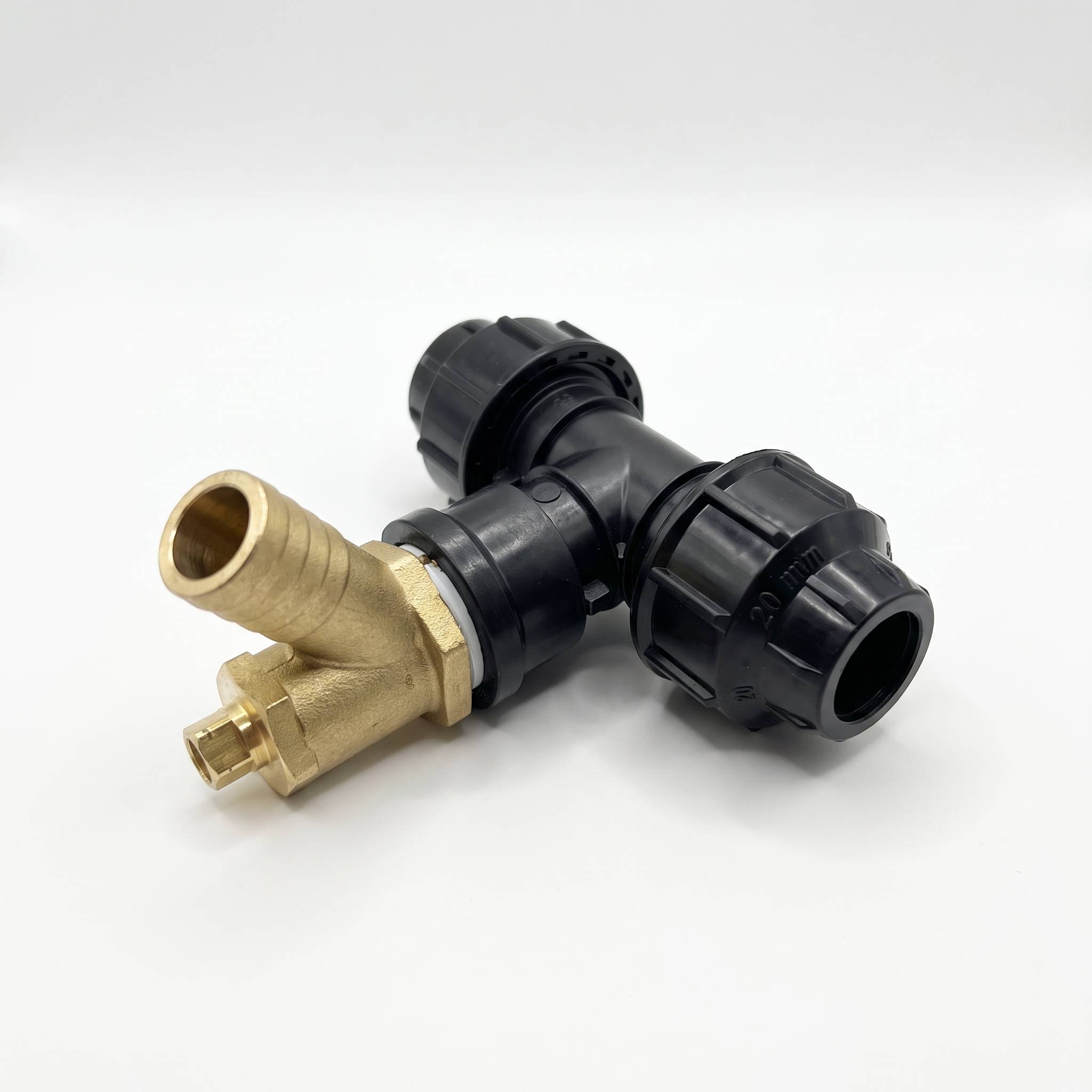 Drain tee for tank water mains fill