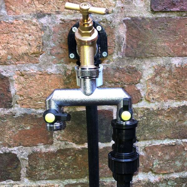 Valve Box Link Kit connected to outdoor brass tap, allows underground valve boxes to be connected to an outdoor tap with a permanent piped connection
