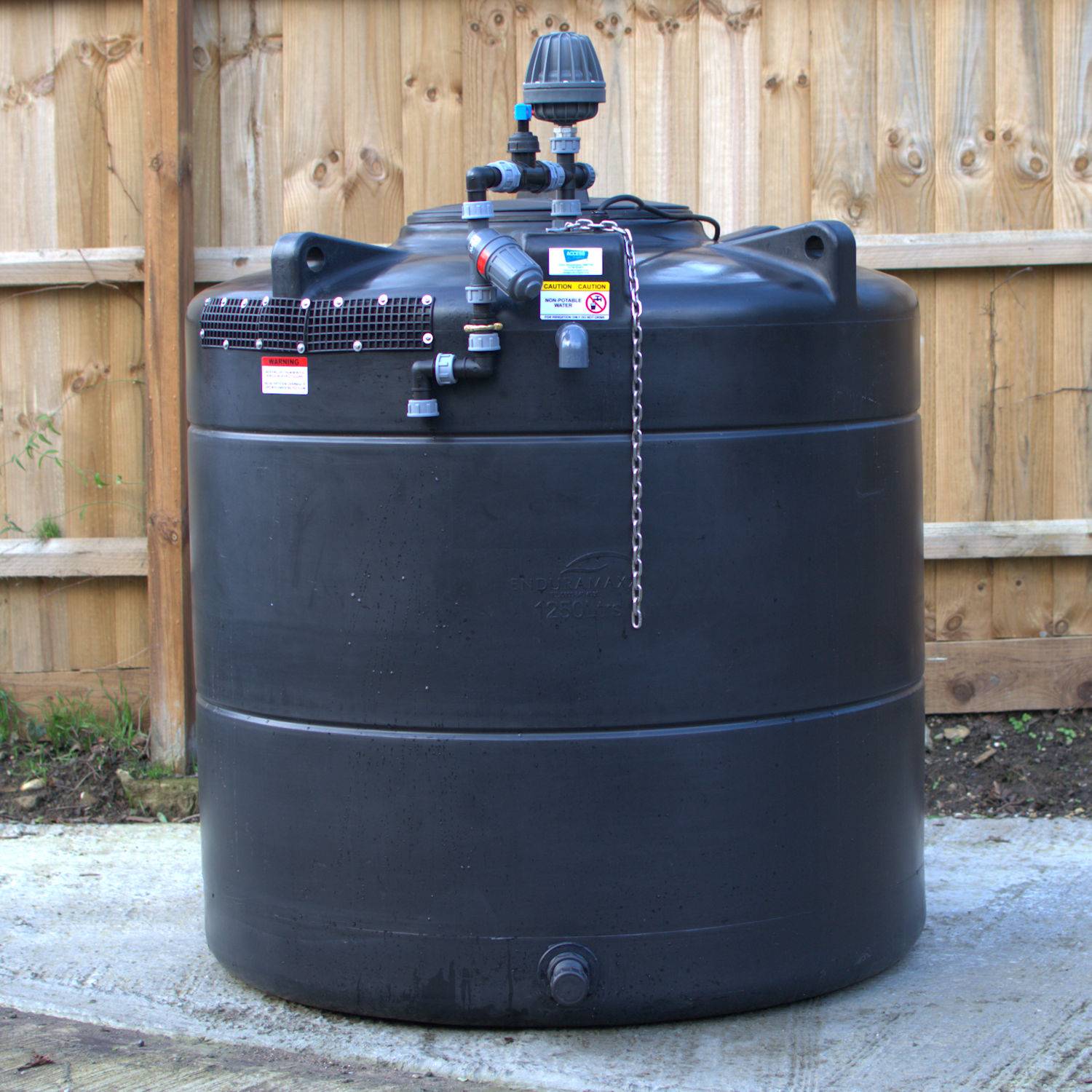 1250 litre water storage tank