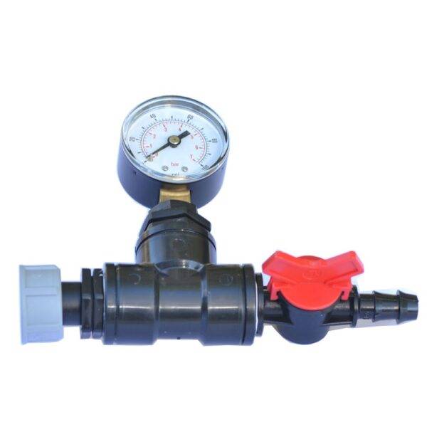 Irrigation pressure test kit for measuring flows and pressure on taps